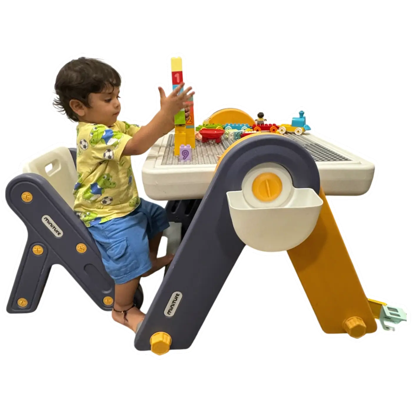 The Psychology of Play: How Multifunctional Furniture Boosts Toddler Development