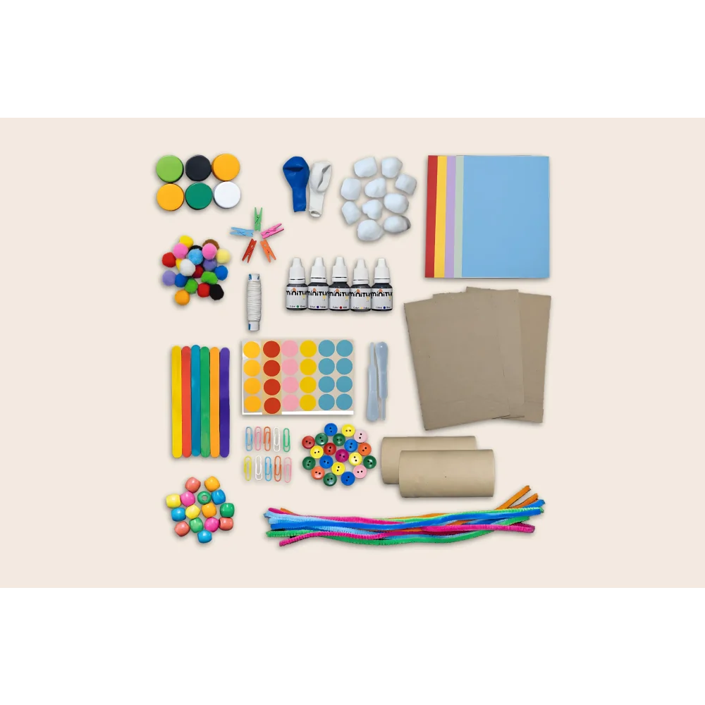 Art Craft & Activity Kit | Miniverse App Compatible